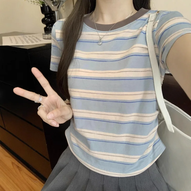 Y2K Goth Kwaii K-fashion Striped T-shirt T shirt Women O-neck Contrasting Color Crop Top Pleated Short Sleeves Tee Tshirt Woman
Y2K Goth Kwaii K-fashion Striped T-shirt T shirt Women O-neck Contrasting Color Crop Top Pleated Short Sleeves Tee Tshirt Woman