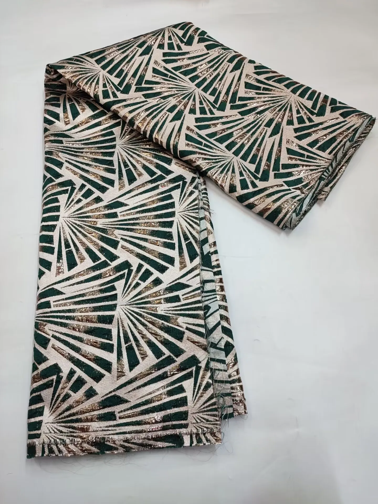 2023 Latest High Quality African Jacquard Brocade Lace Fabric Nigerian Organza Lace Fabric For Wedding Party Dress Sew KJK2336
2023 Latest High Quality African Jacquard Brocade Lace Fabric Nigerian Organza Lace Fabric For Wedding Party Dress Sew KJK2336