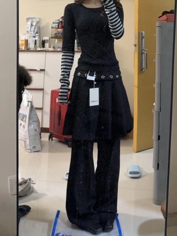 Loose American Style Black Pants Women's Spring Summer New Style Pleated Skirt Fake Two-Piece Micro Flared Pants Casual Strai...
Loose American Style Black Pants Women's Spring Summer New Style Pleated Skirt Fake Two-Piece Micro Flared Pants Casual Strai...