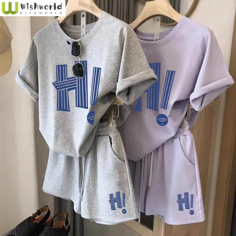 Sports Style Short Sleeved Shorts Two-piece Set for Women's Summer New Style Loose and Stylish Casual Suit
Sports Style Short Sleeved Shorts Two-piece Set for Women's Summer New Style Loose and Stylish Casual Suit