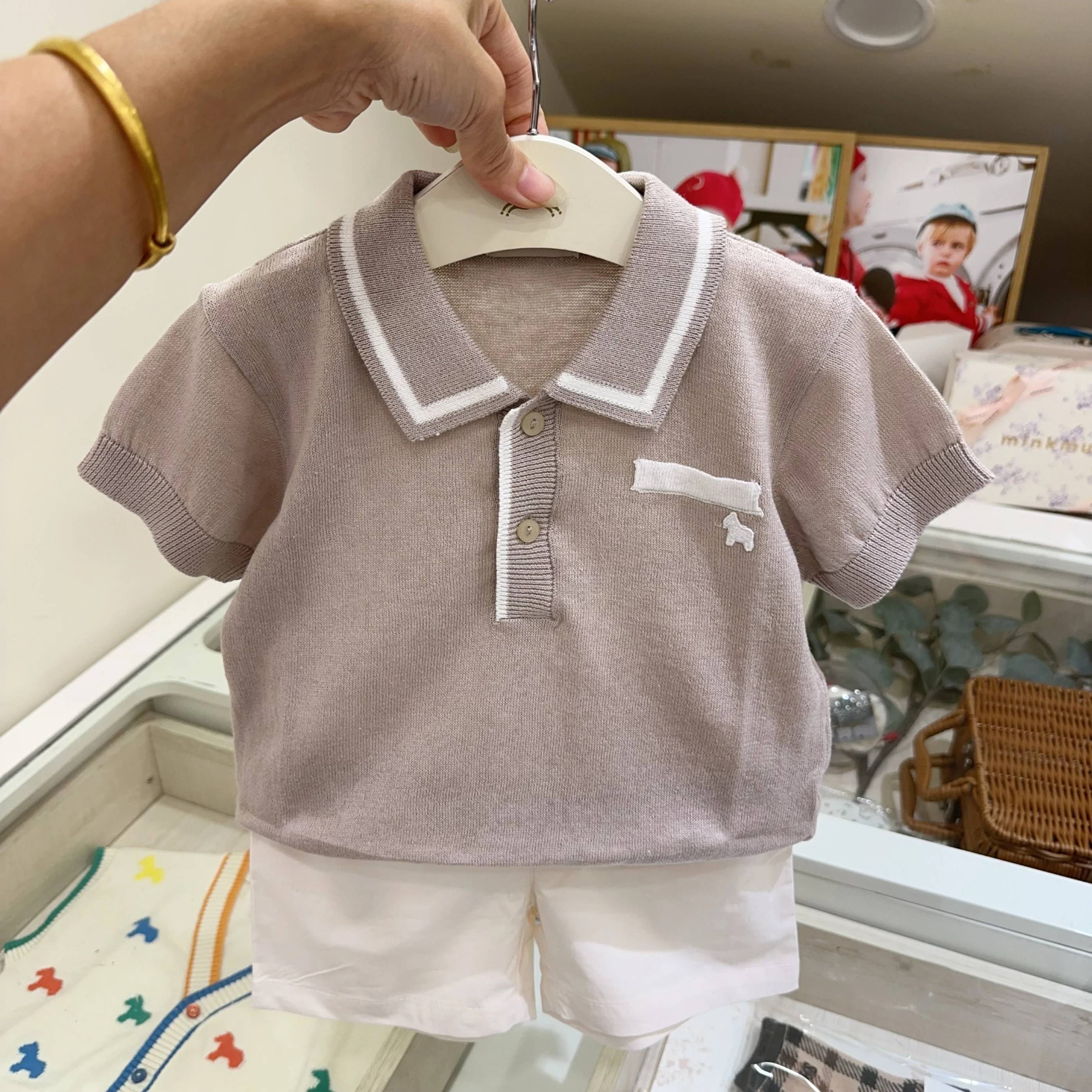 Korean Style Soft Knitted Summer Clothes Set for Kids Short Sleeve Neck T-Shirt And Shorts Boys Girls Children's Fashion...
Korean Style Soft Knitted Summer Clothes Set for Kids Short Sleeve Neck T-Shirt And Shorts Boys Girls Children's Fashion...