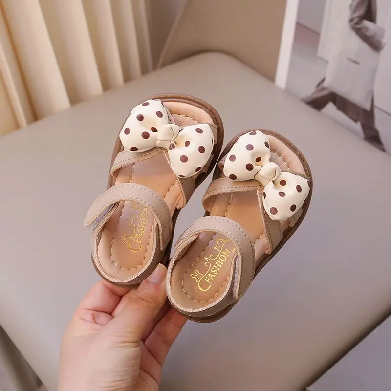 Baby Girls Sandals 1-3 Years Old Summer Soft Sole Open Toe Walking Shoes Cute Princess Design
Baby Girls Sandals 1-3 Years Old Summer Soft Sole Open Toe Walking Shoes Cute Princess Design