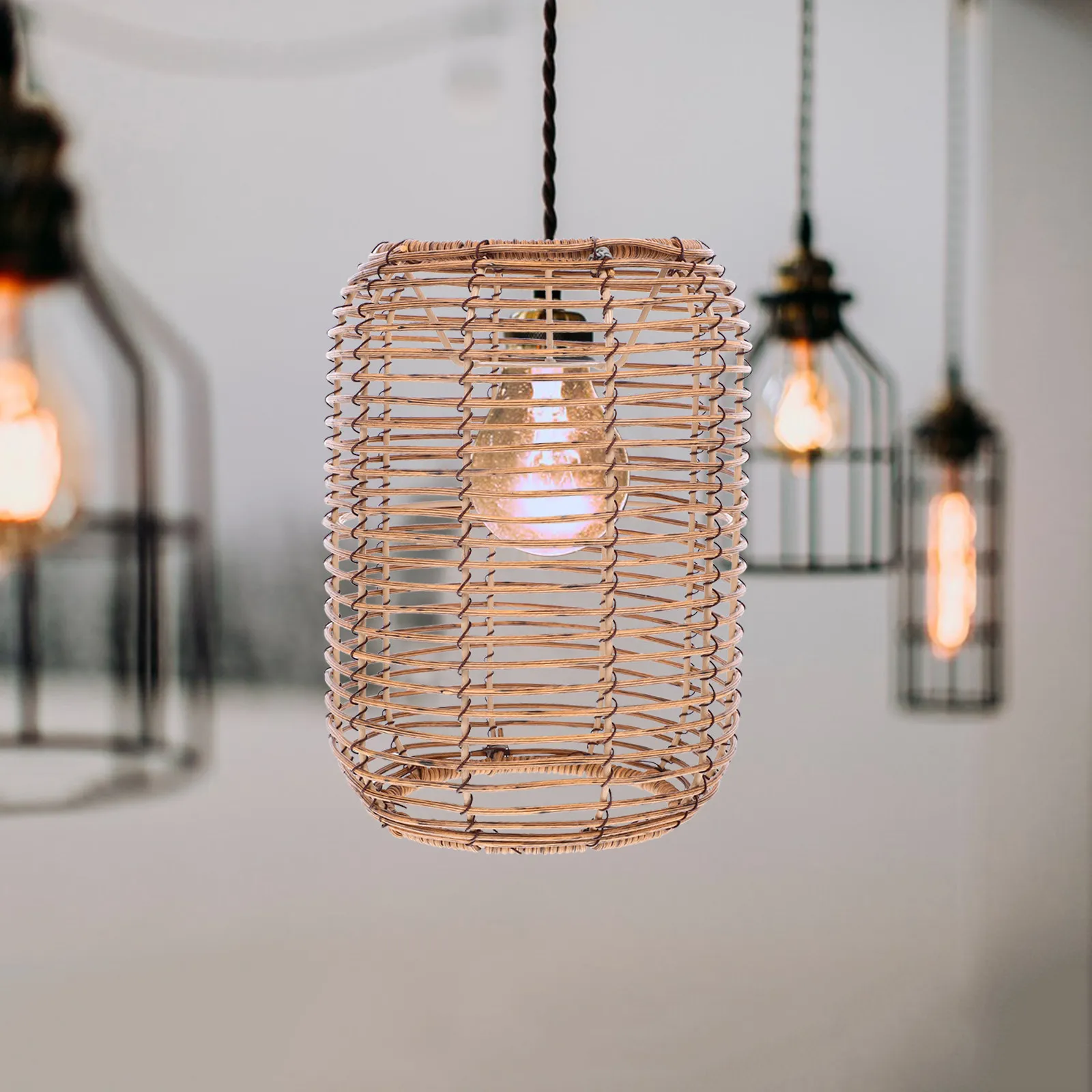 Handwoven Retro Lampshade Pendant Light Shade Woven Imitation Rattan Ceiling Lamp Cover for Home Cafe Bar Rustic Farmhouse Decor
Handwoven Retro Lampshade Pendant Light Shade Woven Imitation Rattan Ceiling Lamp Cover for Home Cafe Bar Rustic Farmhouse Decor