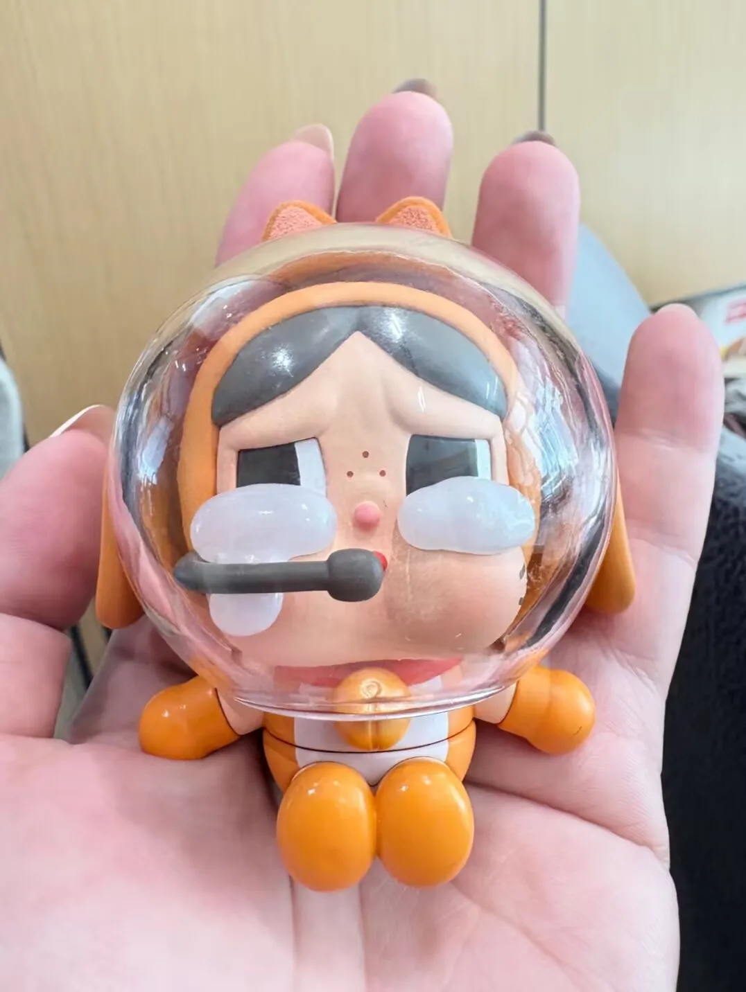 POP MART Crybaby Space Cat Orange Аниме-фигурка - Коллекционная модель-игрушка в закрытой упаковке с сюрпризом
POP MART Crybaby Space Cat Orange Аниме-фигурка - Коллекционная модель-игрушка в закрытой упаковке с сюрпризом