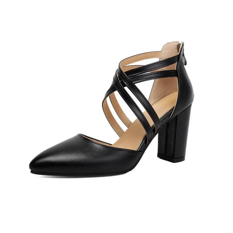 Oversized shoes Thick Heel women's sandals. Pointed toe Fashion trend simple and elegant Banquets Retro
Oversized shoes Thick Heel women's sandals. Pointed toe Fashion trend simple and elegant Banquets Retro