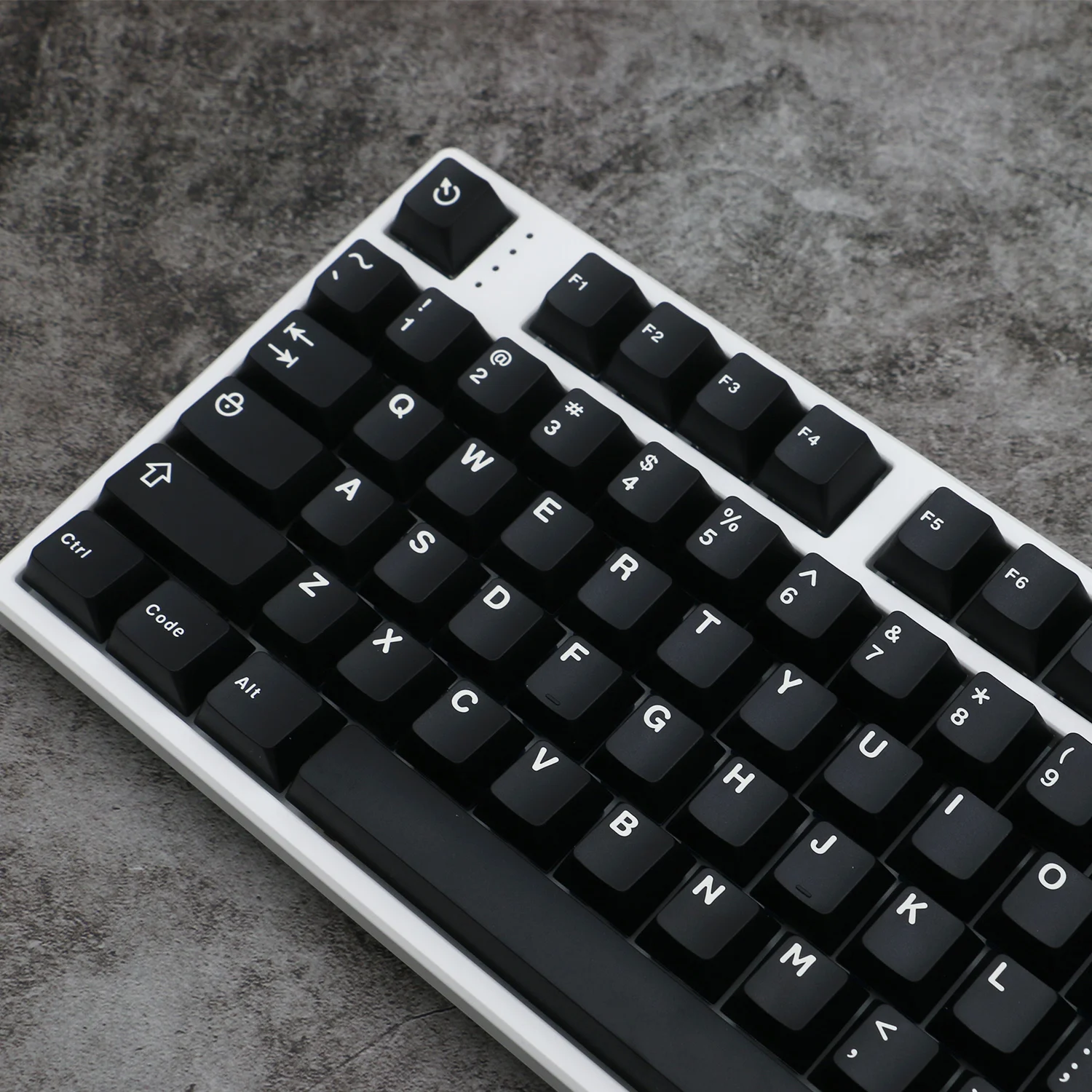 Keycap Minimal black two-color molding Original factory height Small full set of keycaps Adaptation 87/980/108
Keycap Minimal black two-color molding Original factory height Small full set of keycaps Adaptation 87/980/108