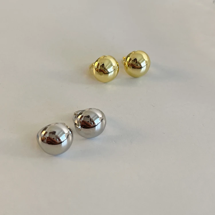 925 Silver Hot Sale Hoop Earrings for women Simple Temperament Exquisite Hot Semale Sexy Jewelry Gift
925 Silver Hot Sale Hoop Earrings for women Simple Temperament Exquisite Hot Semale Sexy Jewelry Gift