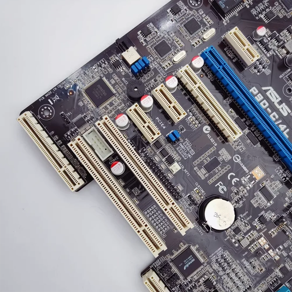 Original Server Motherboard P9D-C/4L LGA1150 C224 Good Quality
Original Server Motherboard P9D-C/4L LGA1150 C224 Good Quality