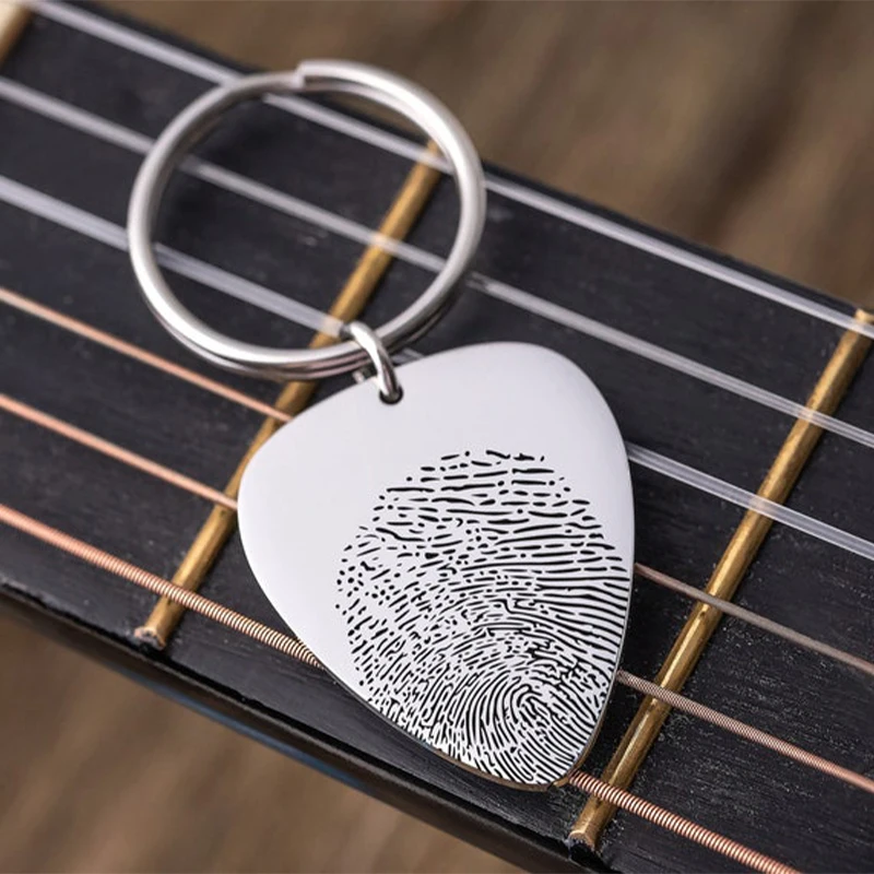 Customized Guitar Pick Keychain Actual Fingerprint Support Text & Picture Laser Engraved Custom Keyring Guitarist Unique Gift
Customized Guitar Pick Keychain Actual Fingerprint Support Text & Picture Laser Engraved Custom Keyring Guitarist Unique Gift
