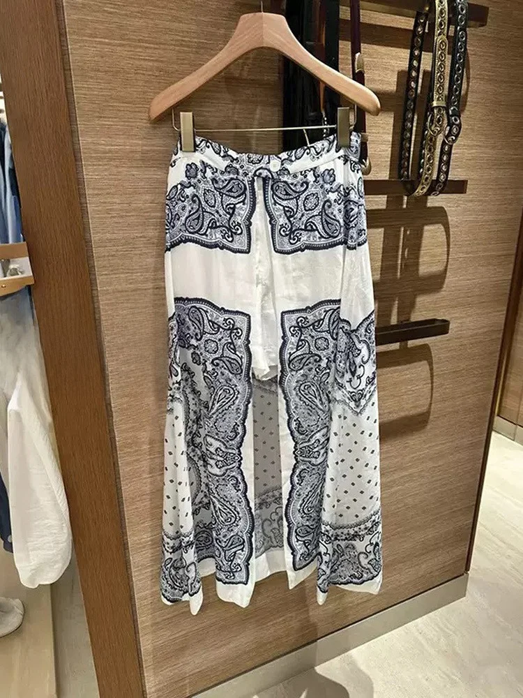 Slimming High Waist Asymmetrical Printed Half-length Skirt French Style Ladies Casual Fashion Summer New Arrival Heidd Brand
Slimming High Waist Asymmetrical Printed Half-length Skirt French Style Ladies Casual Fashion Summer New Arrival Heidd Brand