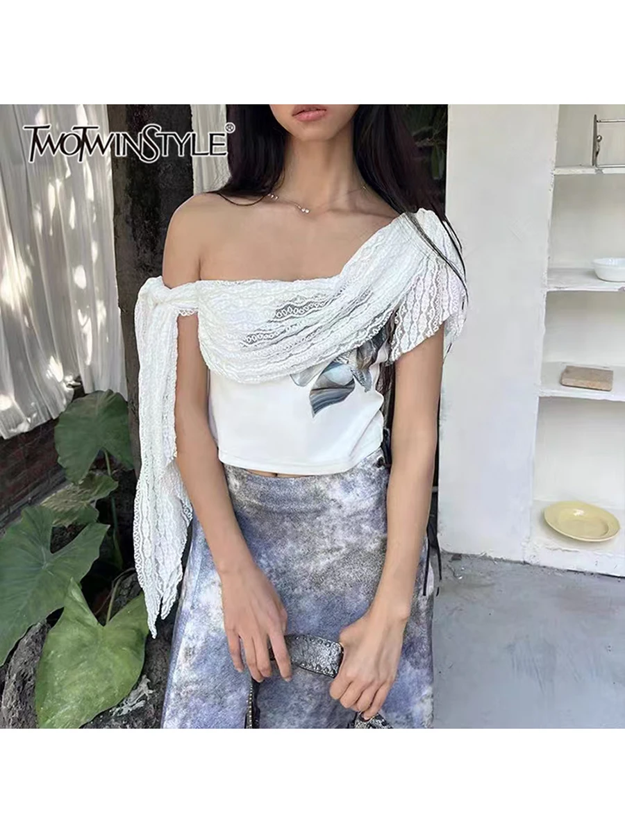 TWOTWINSTYLE Hit Color Spliced Lace Slimming Vests For Women Slash Neck Sleeveless Minimalist Vest Female Fashion Style Clothes
TWOTWINSTYLE Hit Color Spliced Lace Slimming Vests For Women Slash Neck Sleeveless Minimalist Vest Female Fashion Style Clothes