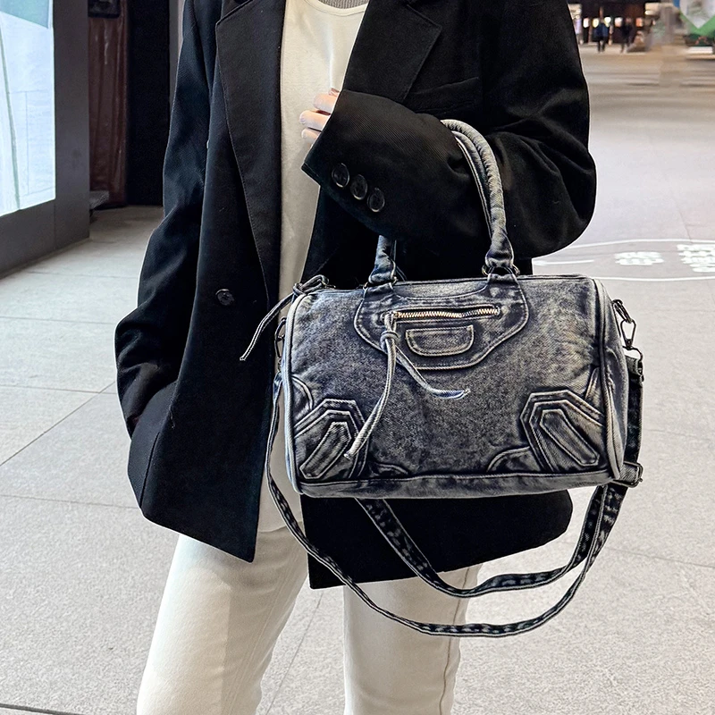 Stylish Designer Messenger Bag - Vintage Paris Fashion Crossbody Tote With Luxury Commuter Features
Stylish Designer Messenger Bag - Vintage Paris Fashion Crossbody Tote With Luxury Commuter Features