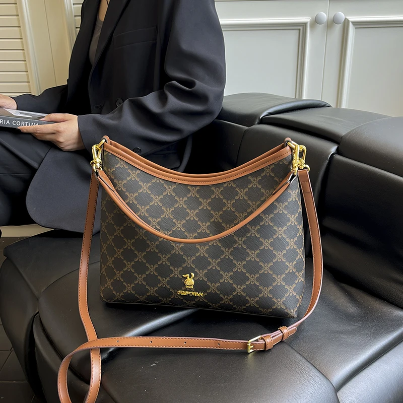 Luxury Designer Paris Inspired Leather Tote Bag High Capacity Elegant For Business Women And Leisure
Luxury Designer Paris Inspired Leather Tote Bag High Capacity Elegant For Business Women And Leisure