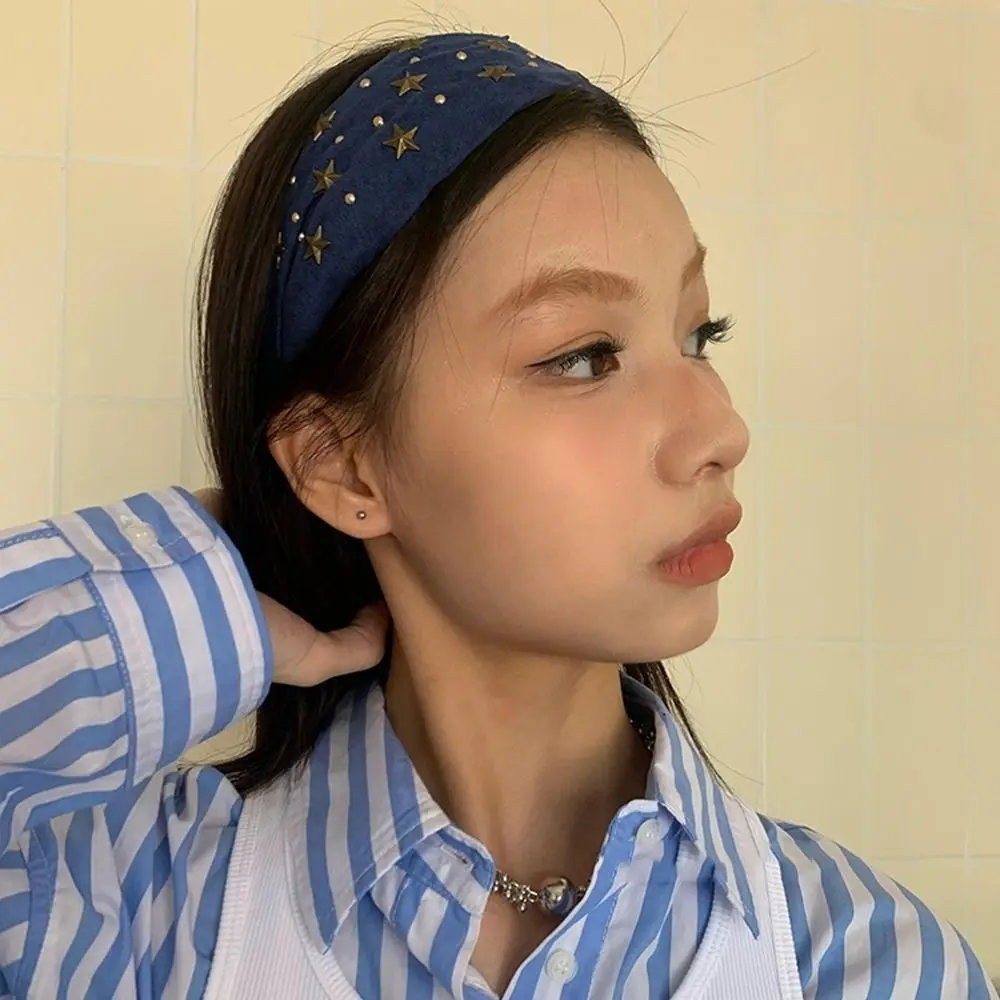 Fashion Colth Wide Star Rivet Headband Spicy Girl Face Wash Wide Edge Hairband Y2K Headwear Retro Hair Hoop Girls
Fashion Colth Wide Star Rivet Headband Spicy Girl Face Wash Wide Edge Hairband Y2K Headwear Retro Hair Hoop Girls
