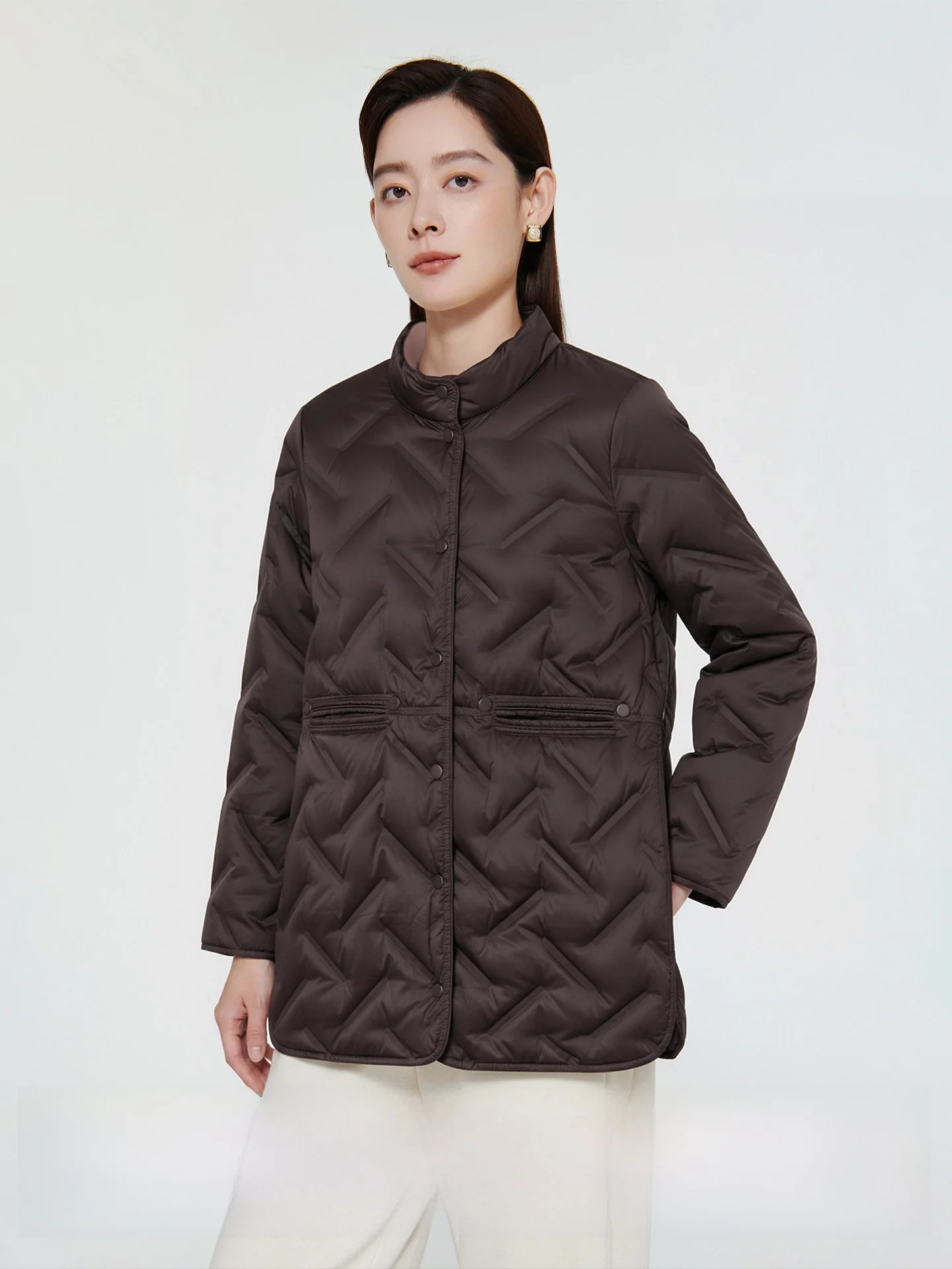 Зимняя женская куртка-пуховик Cvanea двусторонняя, с 95% белым гусиным пухом, теплая, прямого кроя
Зимняя женская куртка-пуховик Cvanea двусторонняя, с 95% белым гусиным пухом, теплая, прямого кроя