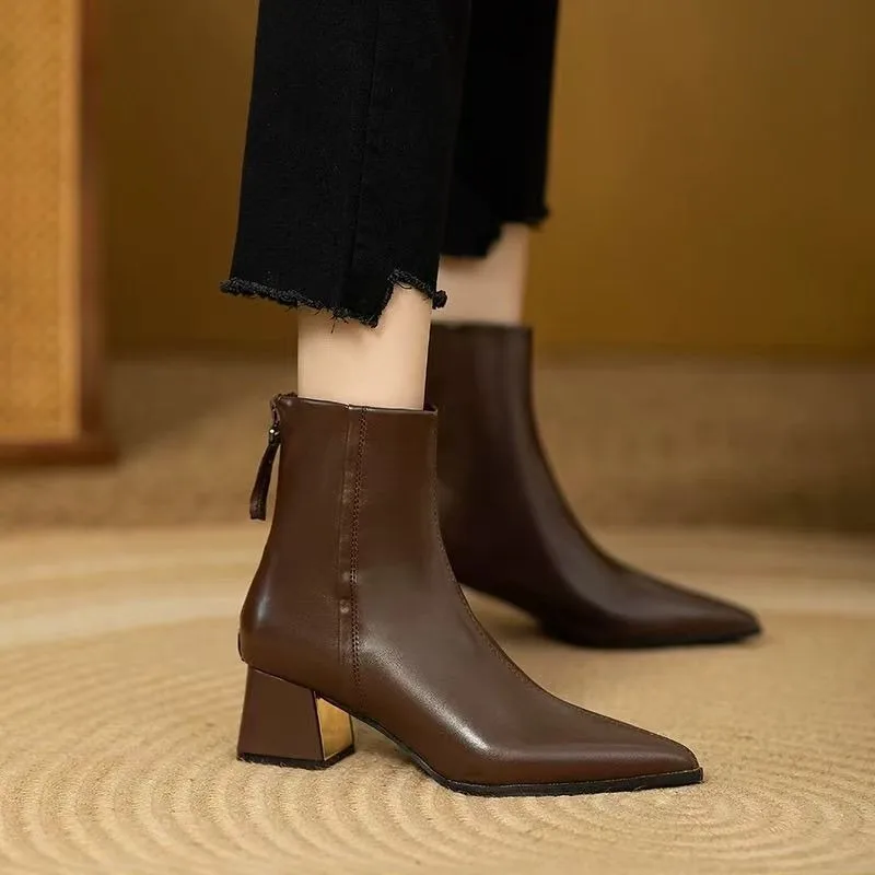 Fashionable High Heels Pointed Bare Boots Black Brown Thick Heel Elastic High Heels Boots Women's Winter Shoes
Fashionable High Heels Pointed Bare Boots Black Brown Thick Heel Elastic High Heels Boots Women's Winter Shoes