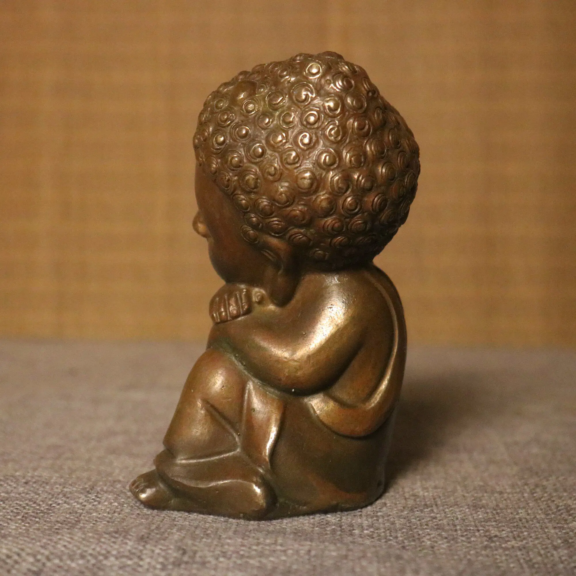 Mini Reclining Buddha Statue Retro Brass Shakyamuni Figurine Home Office Study Tabletop Buddhism Decor Craft
Mini Reclining Buddha Statue Retro Brass Shakyamuni Figurine Home Office Study Tabletop Buddhism Decor Craft