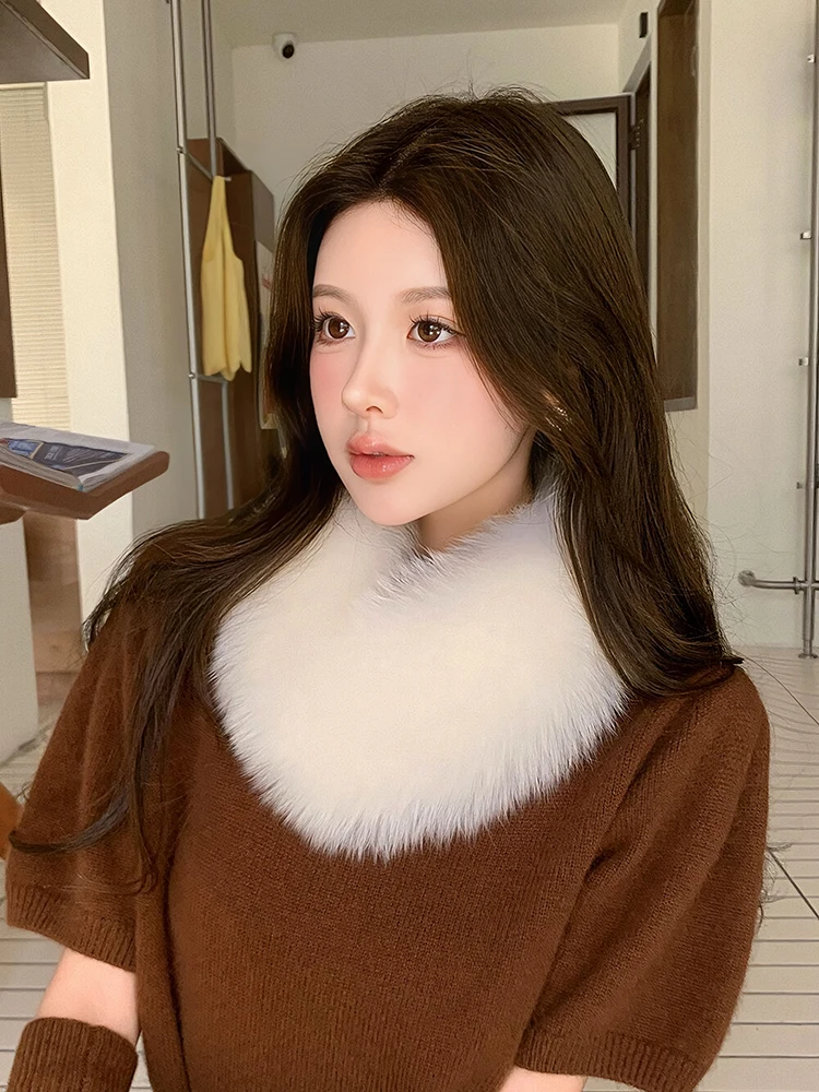 Корейский двусторонний меховой шарф с магнитной застежкой, воротник из меха кролика, теплый прямоугольный шил для женщин, зимнее использование
Корейский двусторонний меховой шарф с магнитной застежкой, воротник из меха кролика, теплый прямоугольный шил для женщин, зимнее использование