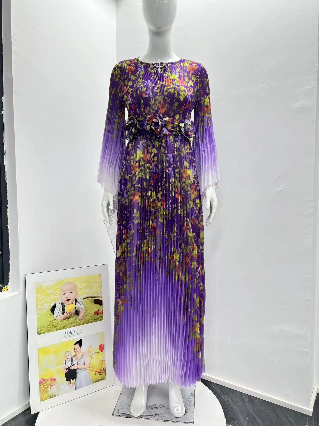 Осень/зима 2022, новое плиссированное платье на шнуровке с принтом Miyake, модное темпераментное свободное женское платье
Осень/зима 2022, новое плиссированное платье на шнуровке с принтом Miyake, модное темпераментное свободное женское платье