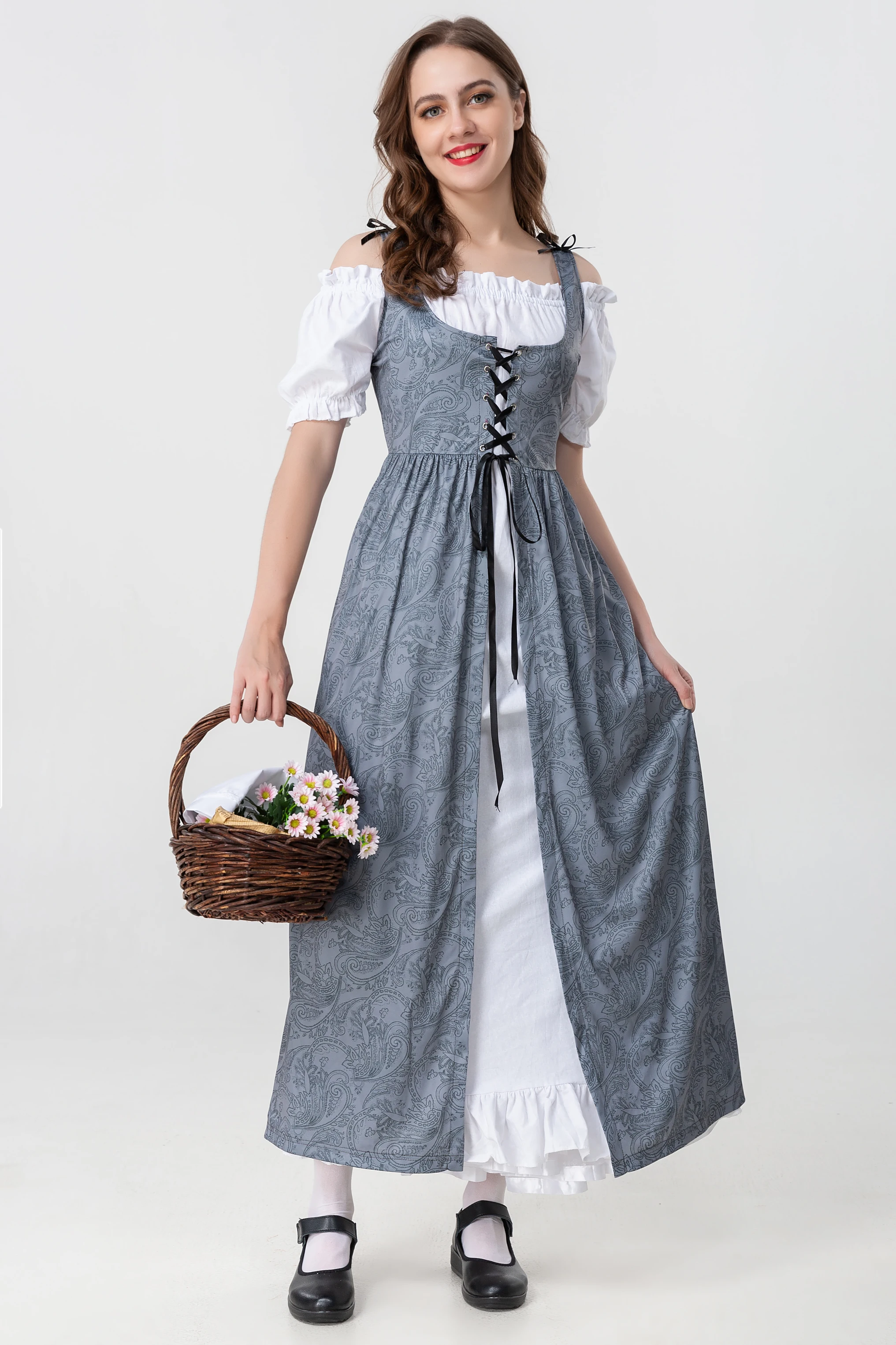European Medieval Retro Court Vintage Queen Elegant Dress Halloween Carnival Party Vampire Cosplay Costume
European Medieval Retro Court Vintage Queen Elegant Dress Halloween Carnival Party Vampire Cosplay Costume