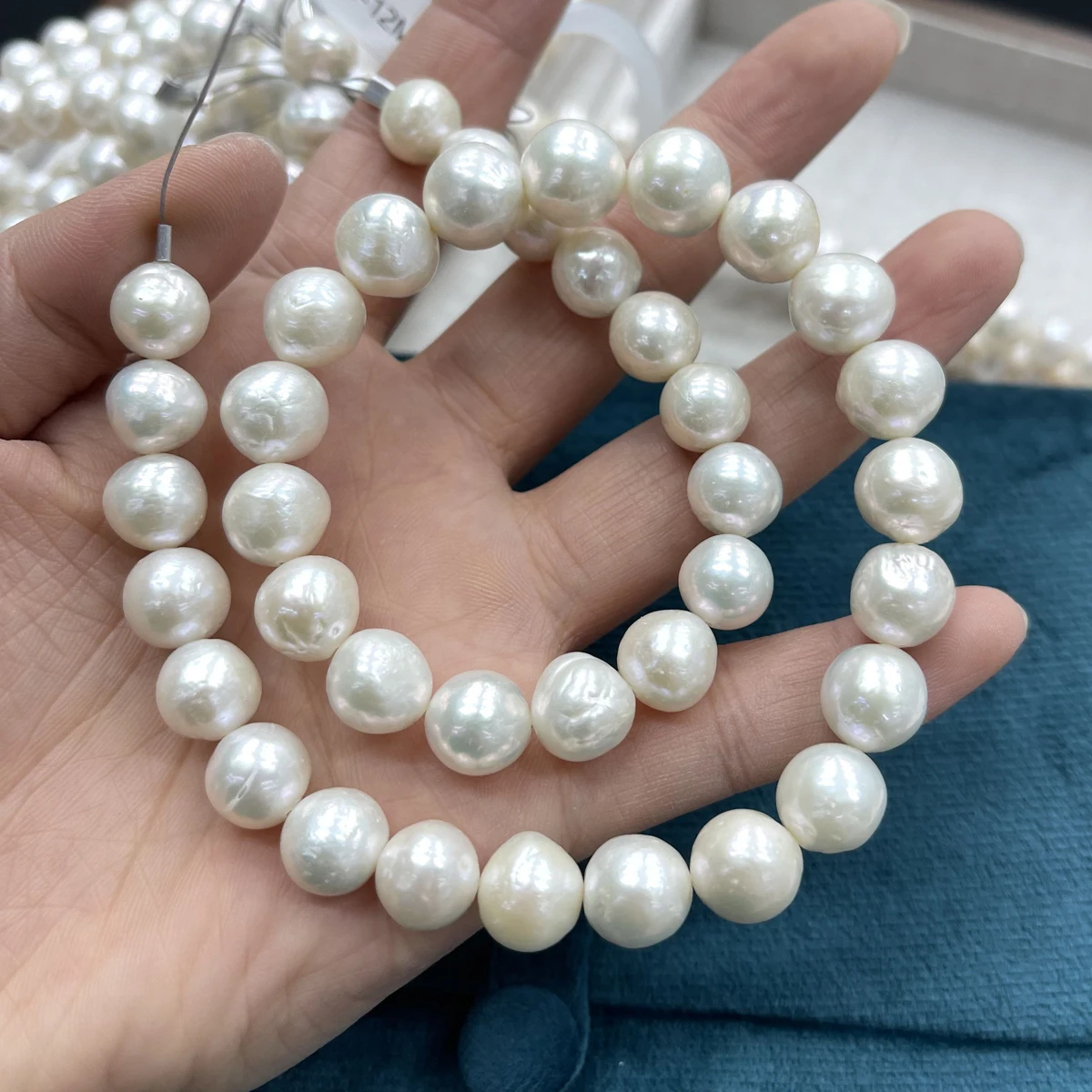 10–11mm Edison 100% Natural Freshwater Pearl Semi-Finished Beads for Jewelry Making DIY Necklaces Bracelets and Accessories 36cm
10–11mm Edison 100% Natural Freshwater Pearl Semi-Finished Beads for Jewelry Making DIY Necklaces Bracelets and Accessories 36cm