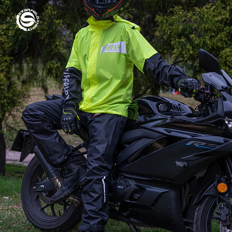 SFK Motorcycle Raincoat Waterproof Suit Men Women Riding Equipment Reflective Logo Raincoat Rainpants Shoes-cover Split 3Pcs/set
SFK Motorcycle Raincoat Waterproof Suit Men Women Riding Equipment Reflective Logo Raincoat Rainpants Shoes-cover Split 3Pcs/set