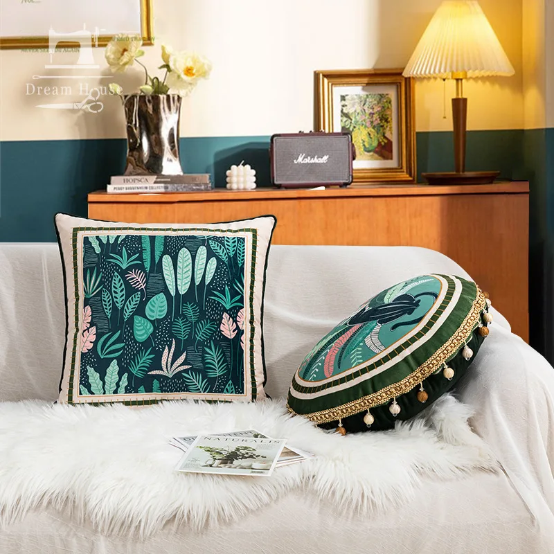 Chinese Retro Throw Pillow Sofa Embroidery Pillow Case Sofa Cushion Cover Throw Pillow Cover Set Cushion Case Cushion Covers
Chinese Retro Throw Pillow Sofa Embroidery Pillow Case Sofa Cushion Cover Throw Pillow Cover Set Cushion Case Cushion Covers