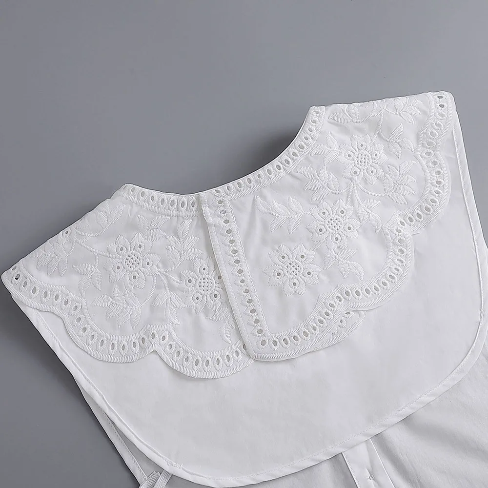 Fashion Lace Embroidery Collar Feminine Removable Shirt Collar Vintage Collar Detachable For Office Party
Fashion Lace Embroidery Collar Feminine Removable Shirt Collar Vintage Collar Detachable For Office Party
