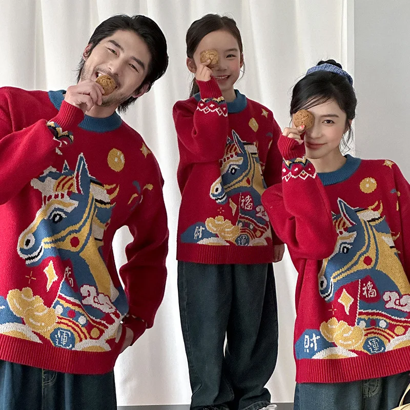 2026 Winter Chinese New Year Family Matching Sweaters for Parents & Kids Red Knitwear Horse Peint Mom-Daughter Dad-Son Tops
2026 Winter Chinese New Year Family Matching Sweaters for Parents & Kids Red Knitwear Horse Peint Mom-Daughter Dad-Son Tops