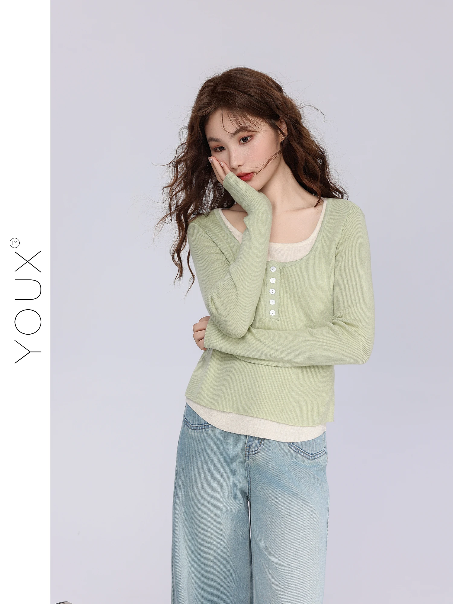 Повседневный лоскутный вязаный свитер, женский искусственный двухсекционный весенний новый универсальный длинный све, круглый топ
Повседневный лоскутный вязаный свитер, женский искусственный двухсекционный весенний новый универсальный длинный све, круглый топ