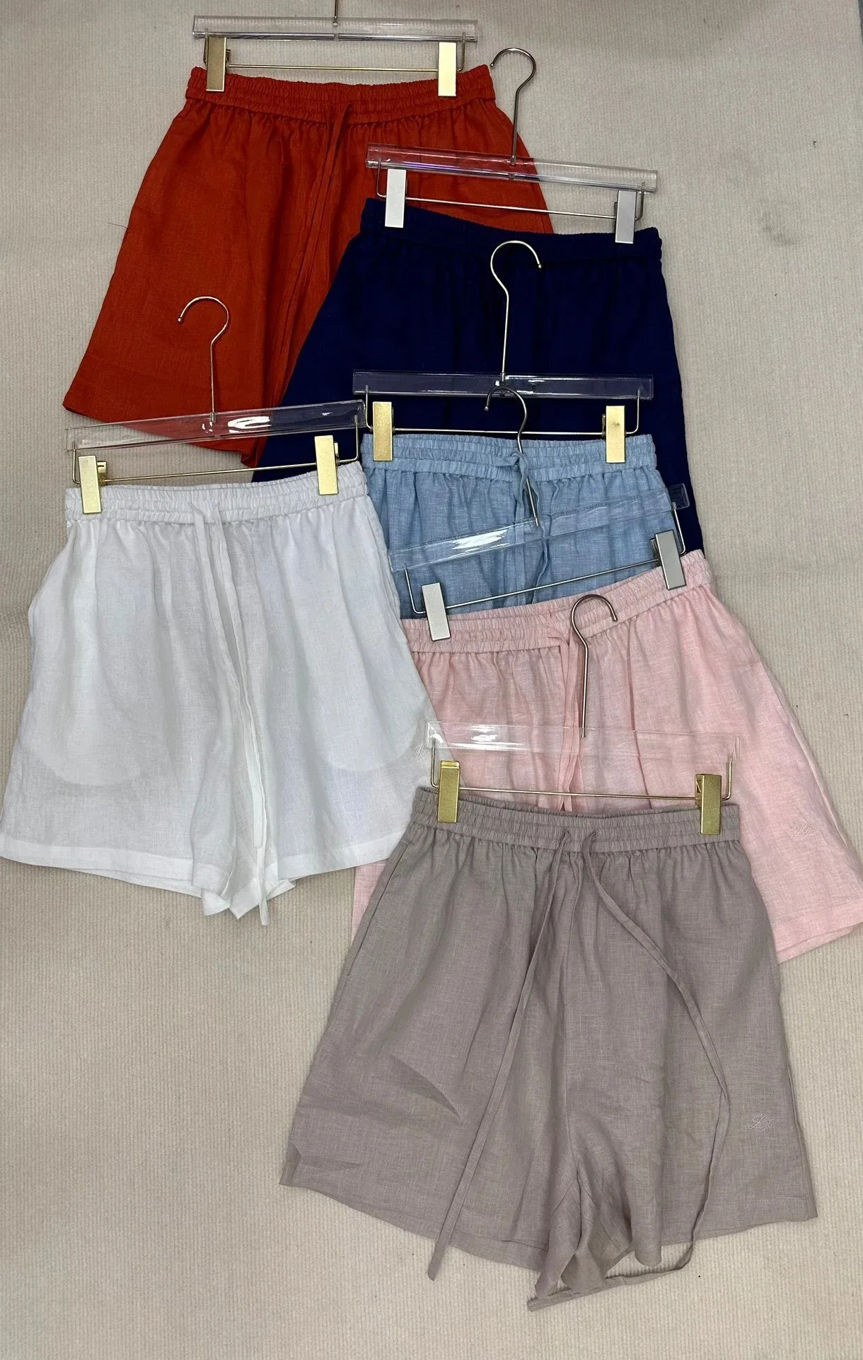 Summer L * P Women's High Waist Shorts Simple and Comfortable Linen Casual Shorts Solid Color Loose Straight Leg Versatile
Summer L * P Women's High Waist Shorts Simple and Comfortable Linen Casual Shorts Solid Color Loose Straight Leg Versatile
