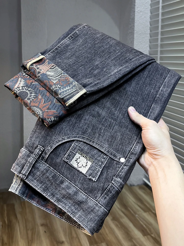 Облегающие прямые джинсы, мужские летние тонкие новые модные брендовые повседневные брюки с девятью точками, джинсовые брюки со средней талией и застежкой-молнией...
Облегающие прямые джинсы, мужские летние тонкие новые модные брендовые повседневные брюки с девятью точками, джинсовые брюки со средней талией и застежкой-молнией...