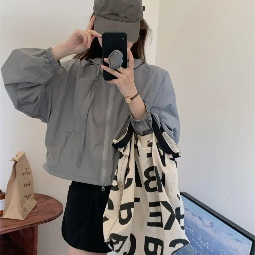 Drawstring Sun Protection Clothing Long Sleeve Long-sleeved Hooded Sunscreen Top Anti-UV Korean Style Sunblock Clothing Coat
Drawstring Sun Protection Clothing Long Sleeve Long-sleeved Hooded Sunscreen Top Anti-UV Korean Style Sunblock Clothing Coat