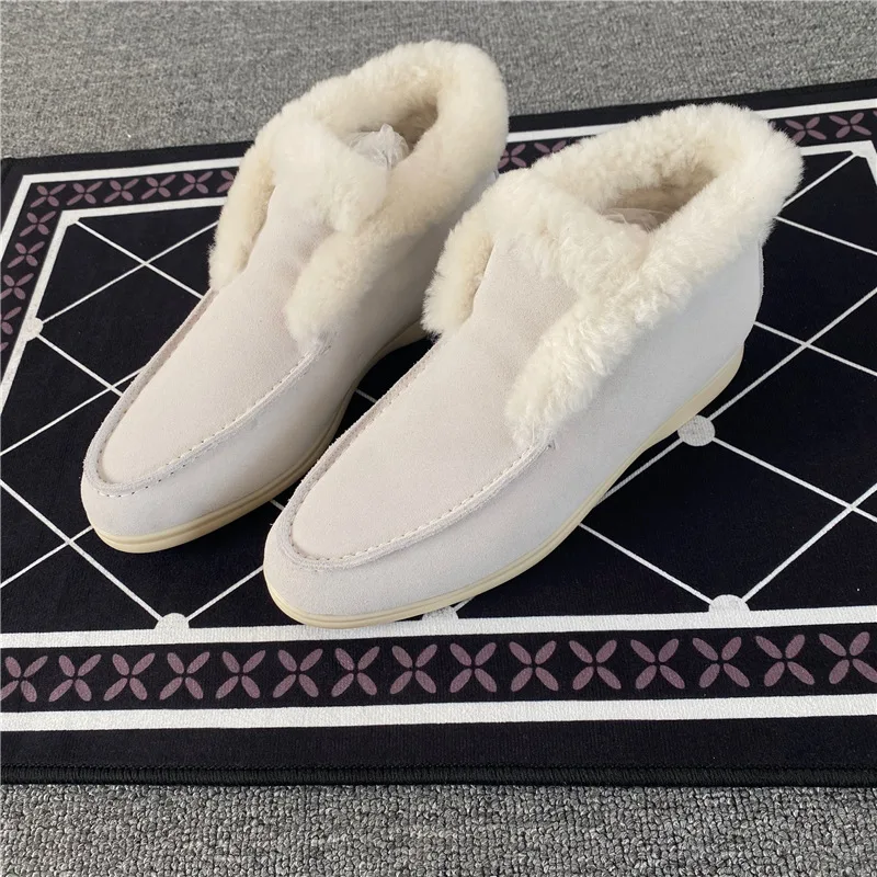 Winter Suede Leather Wool High-Top Loafers Classic Designer Ladies Warm Snow Shoes Fashion Rubber Sole Flats Lady Ankle Boots
Winter Suede Leather Wool High-Top Loafers Classic Designer Ladies Warm Snow Shoes Fashion Rubber Sole Flats Lady Ankle Boots