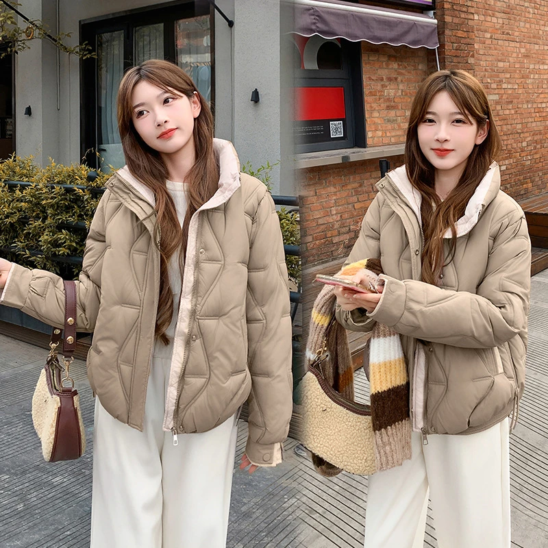 2025 New Korean Version Rhombic Cotton Padded Jacket Short Light Down Cotton Padded Jacket Women's Winter Stand-up Collar Coats
2025 New Korean Version Rhombic Cotton Padded Jacket Short Light Down Cotton Padded Jacket Women's Winter Stand-up Collar Coats