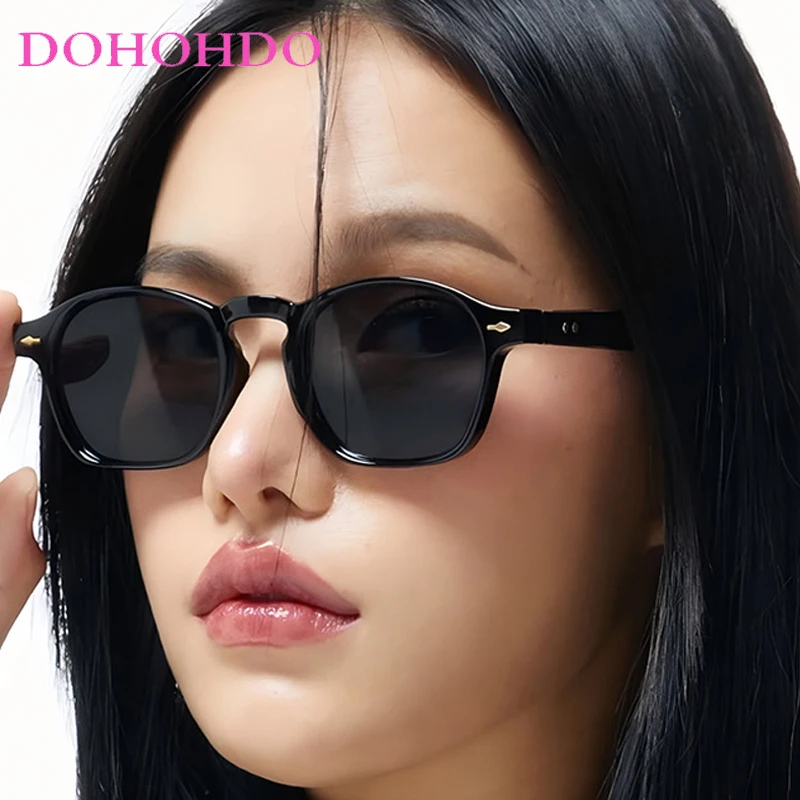Luxury Brand Designer Square Rice Nail Women Sunglasses New Fashion Classic Sunglass Men Outdoor Driving Eyeglasses Female UV400
Luxury Brand Designer Square Rice Nail Women Sunglasses New Fashion Classic Sunglass Men Outdoor Driving Eyeglasses Female UV400
