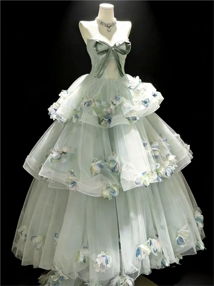 Strapless floral multi-layer cake-style light luxury dress for students and adults
Strapless floral multi-layer cake-style light luxury dress for students and adults