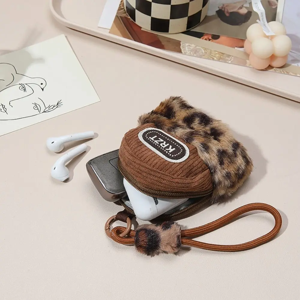 Backpack Hanging Leopard Bag Keychain Car Keying Multifunctional Plush Bag Pendant Durable Portable Storage Bag Children
Backpack Hanging Leopard Bag Keychain Car Keying Multifunctional Plush Bag Pendant Durable Portable Storage Bag Children