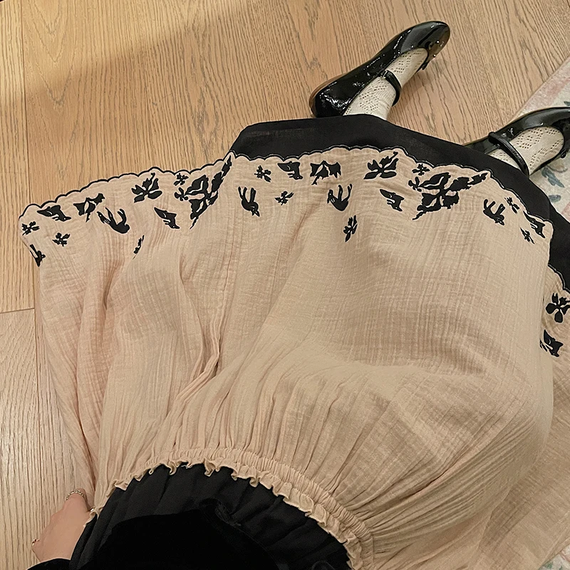 Retro Style Half Skirt Cotton Linen Embroidery Layered Wear Cute Deer Design Business Casual Loose Fit Spring Summer Women
Retro Style Half Skirt Cotton Linen Embroidery Layered Wear Cute Deer Design Business Casual Loose Fit Spring Summer Women