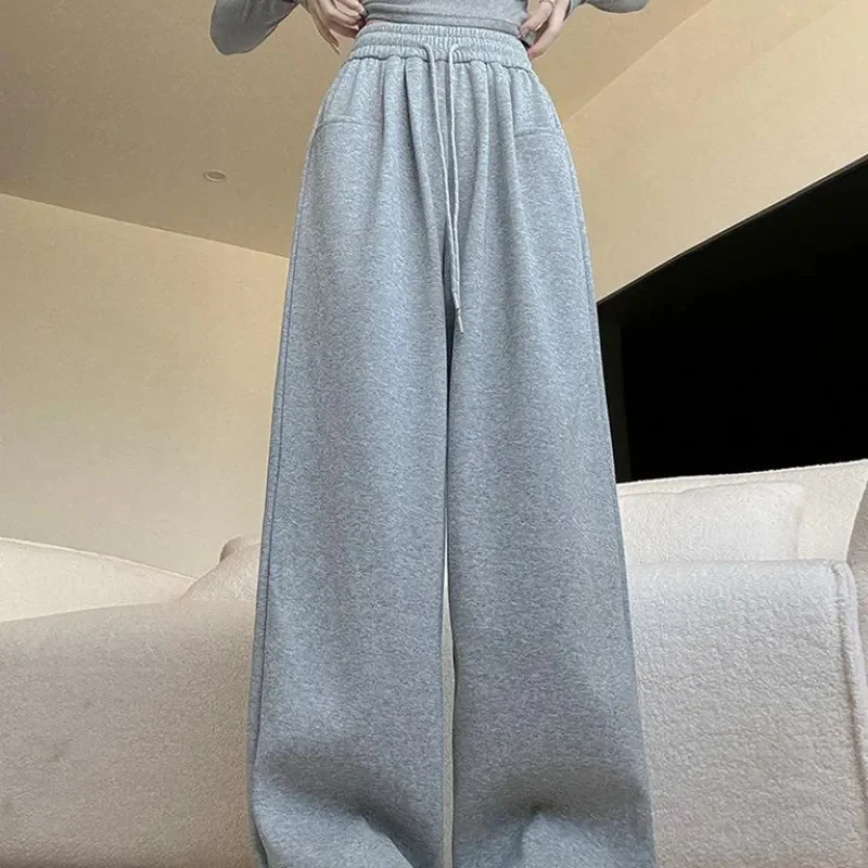 2025 Autumn Women Hip Hop Style Baggy High Waisted Long Pants Lady Versatile Streetwear Solid Color Drawstring Wide Leg Trousers
2025 Autumn Women Hip Hop Style Baggy High Waisted Long Pants Lady Versatile Streetwear Solid Color Drawstring Wide Leg Trousers