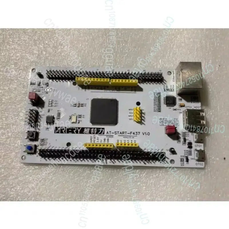Плата разработки AT-START-F437 серии AT32F437 заменяет GX32 или SXM32
Плата разработки AT-START-F437 серии AT32F437 заменяет GX32 или SXM32