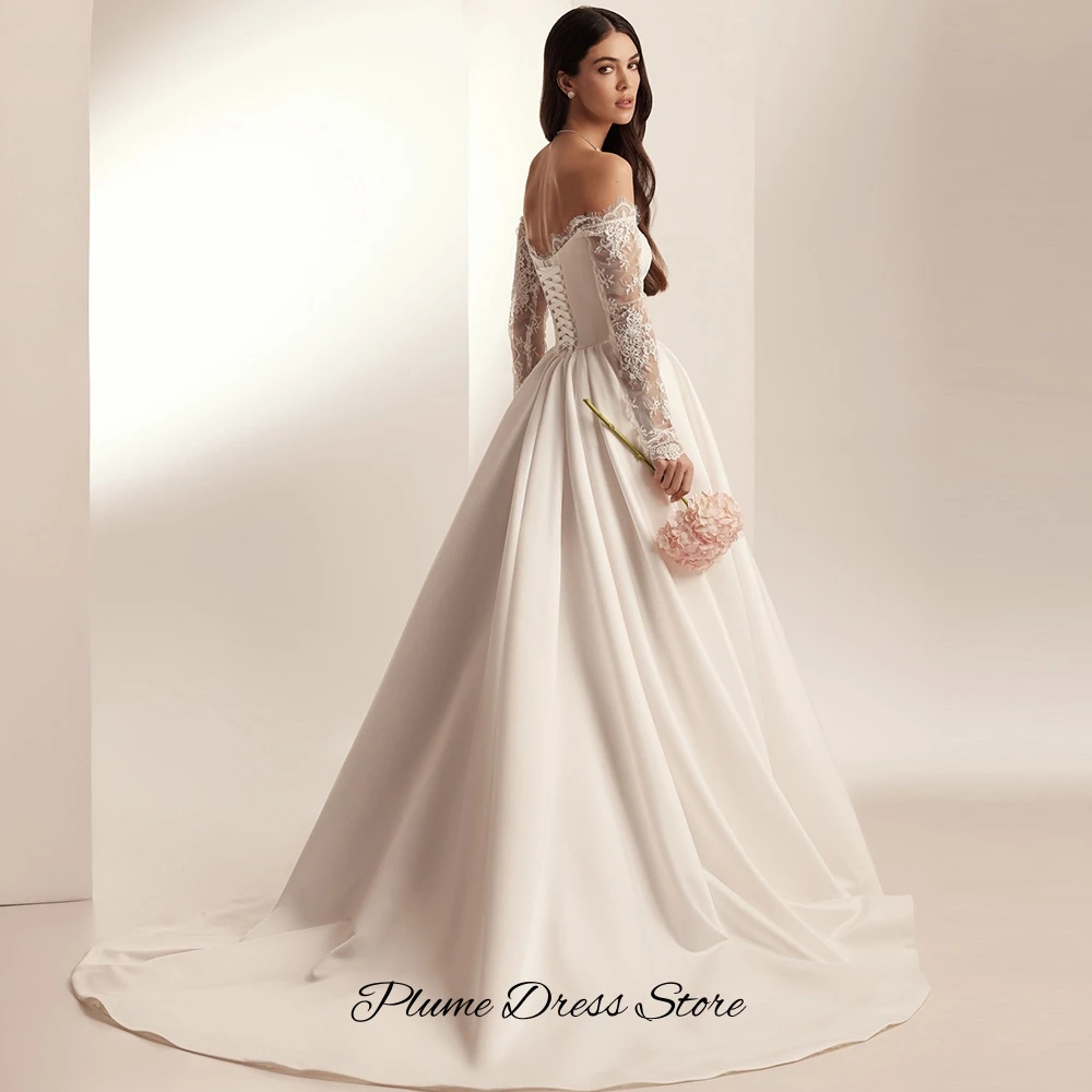 Modern Boat Neck Satin Wedding Dress Elegant A-Line Appliques Vestido De Novia Customized Delicate Lace Long Sleeves Bridal Gown
Modern Boat Neck Satin Wedding Dress Elegant A-Line Appliques Vestido De Novia Customized Delicate Lace Long Sleeves Bridal Gown