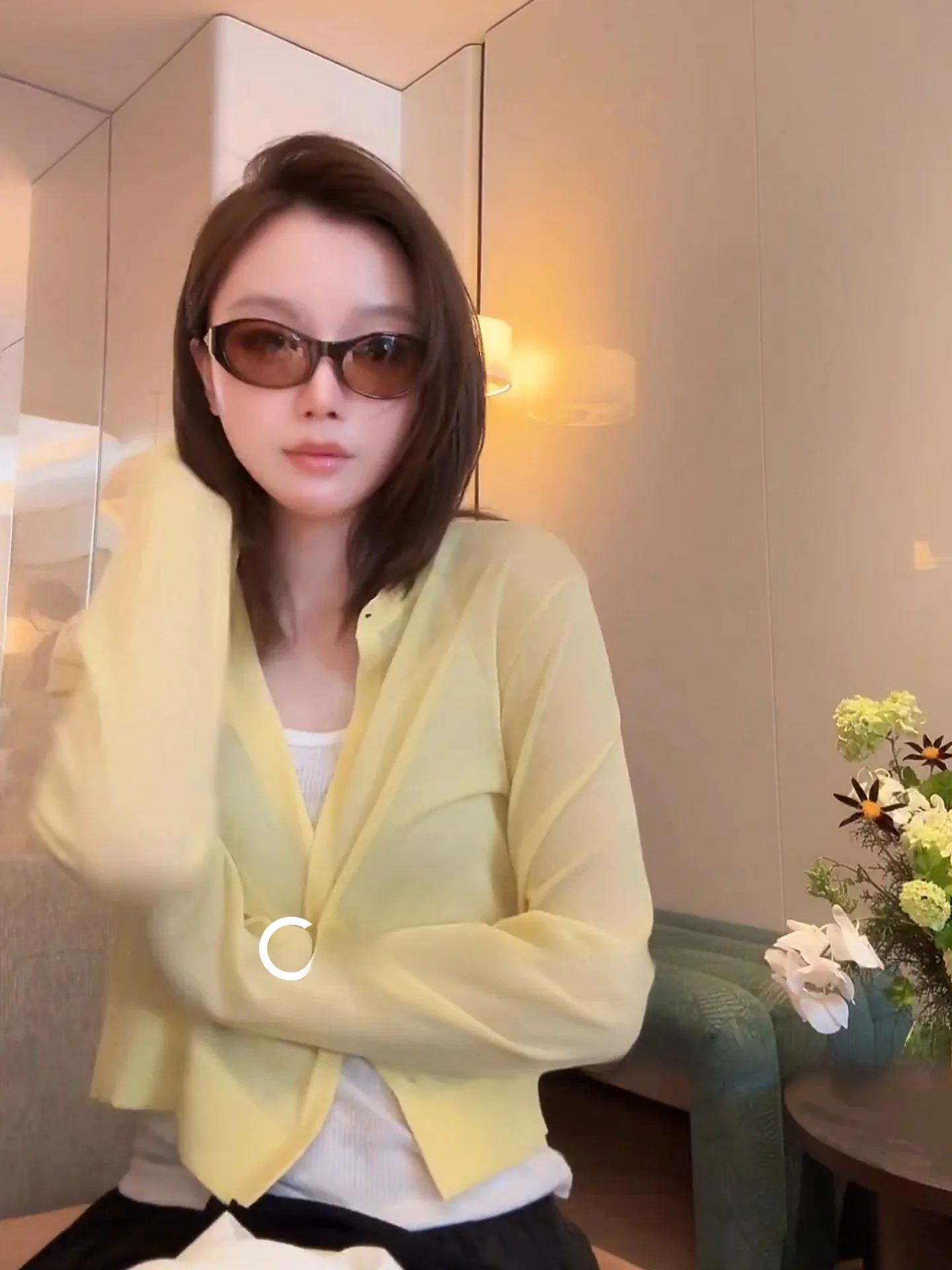 Zone round Neck Open Cardigan Women's Pure Color Knitted Casual Style Three-acetate Mixed Fabric Early Spring Fashion Ladies'...
Zone round Neck Open Cardigan Women's Pure Color Knitted Casual Style Three-acetate Mixed Fabric Early Spring Fashion Ladies'...