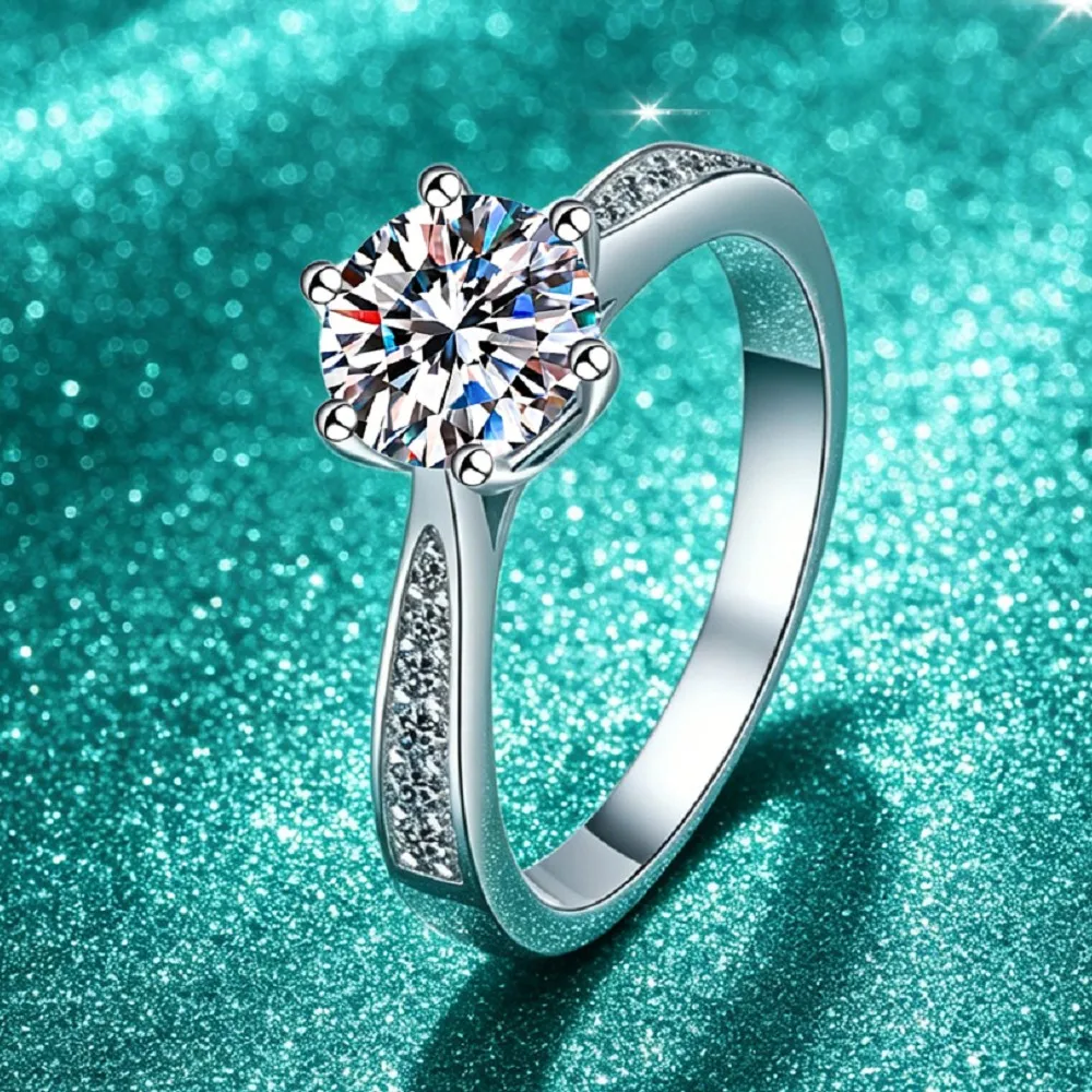 VENTFILLE 925 Silver Moissanite Classic Ring Diamond 0.5/1/2CT D Color For Women Engagement Wedding Band Jewelry Wholesale
VENTFILLE 925 Silver Moissanite Classic Ring Diamond 0.5/1/2CT D Color For Women Engagement Wedding Band Jewelry Wholesale