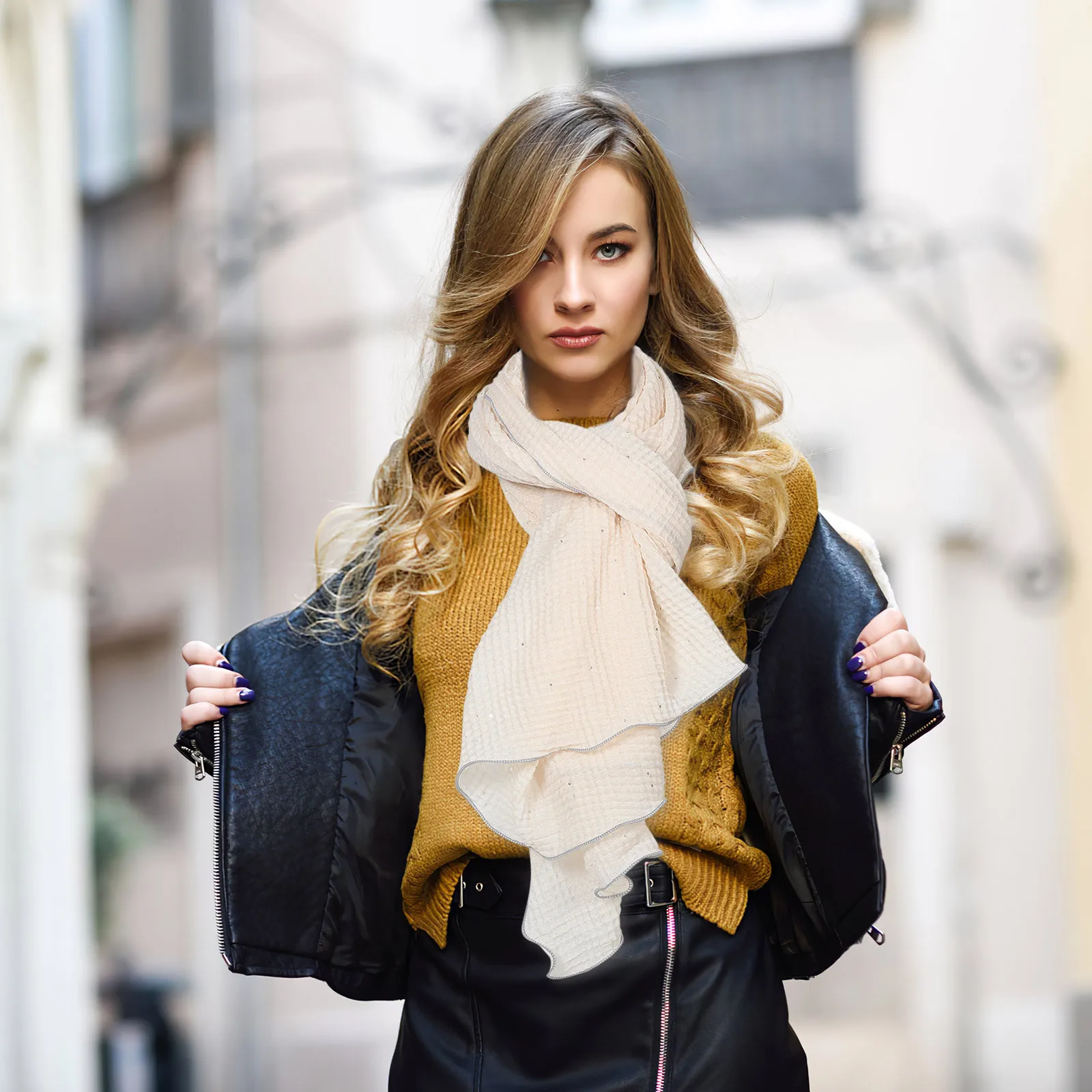 Elegant Headband Scarf Soft Breathable Honeycomb Design Ruffled Edges Multifunctional Use Daily Life Special Events
Elegant Headband Scarf Soft Breathable Honeycomb Design Ruffled Edges Multifunctional Use Daily Life Special Events