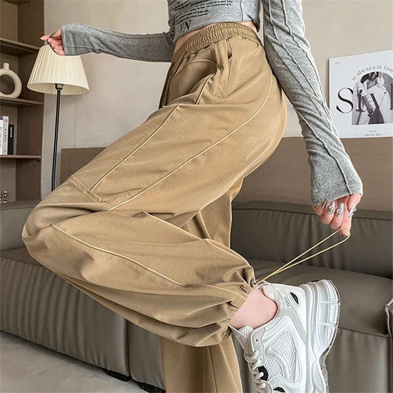 Vintage Women Sweatpants 2024 New Stylish Wide Leg High Waist Solid Pockets Minimalism Loose Casual Trousers Cargo Pants Female
Vintage Women Sweatpants 2024 New Stylish Wide Leg High Waist Solid Pockets Minimalism Loose Casual Trousers Cargo Pants Female