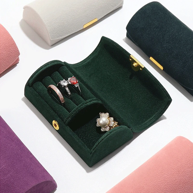 High-End Beaded Velvet Jewelry Box - Earring Ring Organizer (New Minimalist Style)
High-End Beaded Velvet Jewelry Box - Earring Ring Organizer (New Minimalist Style)