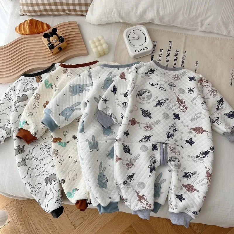 2023 Winter Baby Sleepwear Romper 0-2Years Newborn Boy Girl Long Sleeve Zipper Print Cotton Jumpsuit Loungewear Warm Clothes
2023 Winter Baby Sleepwear Romper 0-2Years Newborn Boy Girl Long Sleeve Zipper Print Cotton Jumpsuit Loungewear Warm Clothes
