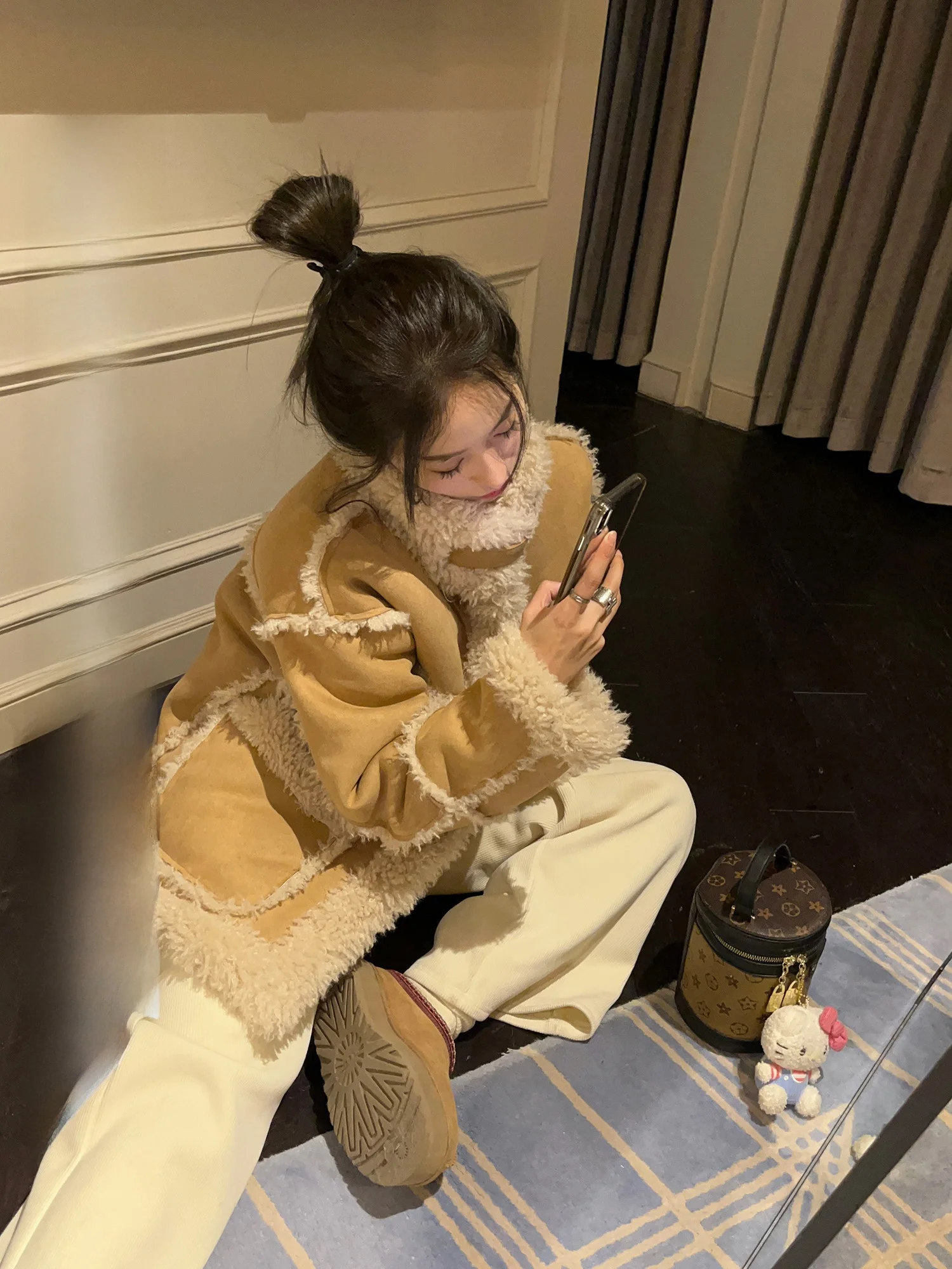 Hhi Women's Fur Coat Collar Bridesmaid Long Sve Windproof Warmth Winter Suede Leather Eco-friendly Inteated Fur Jaet
Hhi Women's Fur Coat Collar Bridesmaid Long Sve Windproof Warmth Winter Suede Leather Eco-friendly Inteated Fur Jaet