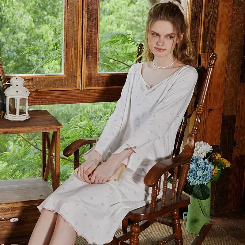 Print Long Night Dress Vintage Loose Cotton Nightgown Princess Sleepwear Nightwear Women Bow Round Neck Full Sleeve Nightdress
Print Long Night Dress Vintage Loose Cotton Nightgown Princess Sleepwear Nightwear Women Bow Round Neck Full Sleeve Nightdress
